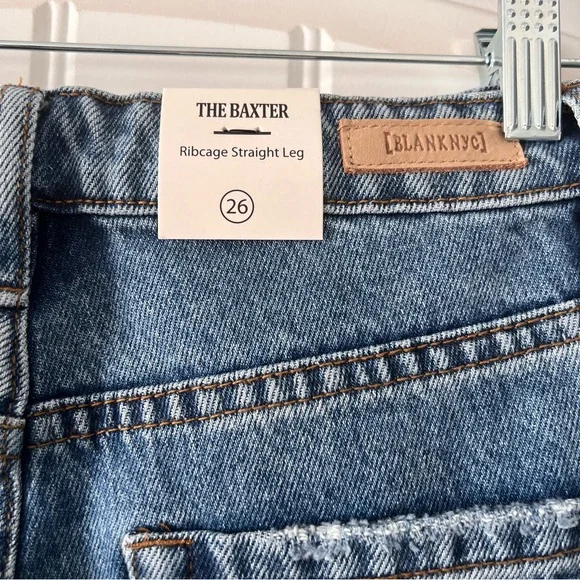 Blank NYC The Baxter Distressed Straight Leg Jeans NWT Size 26 - Picture 5 of 5